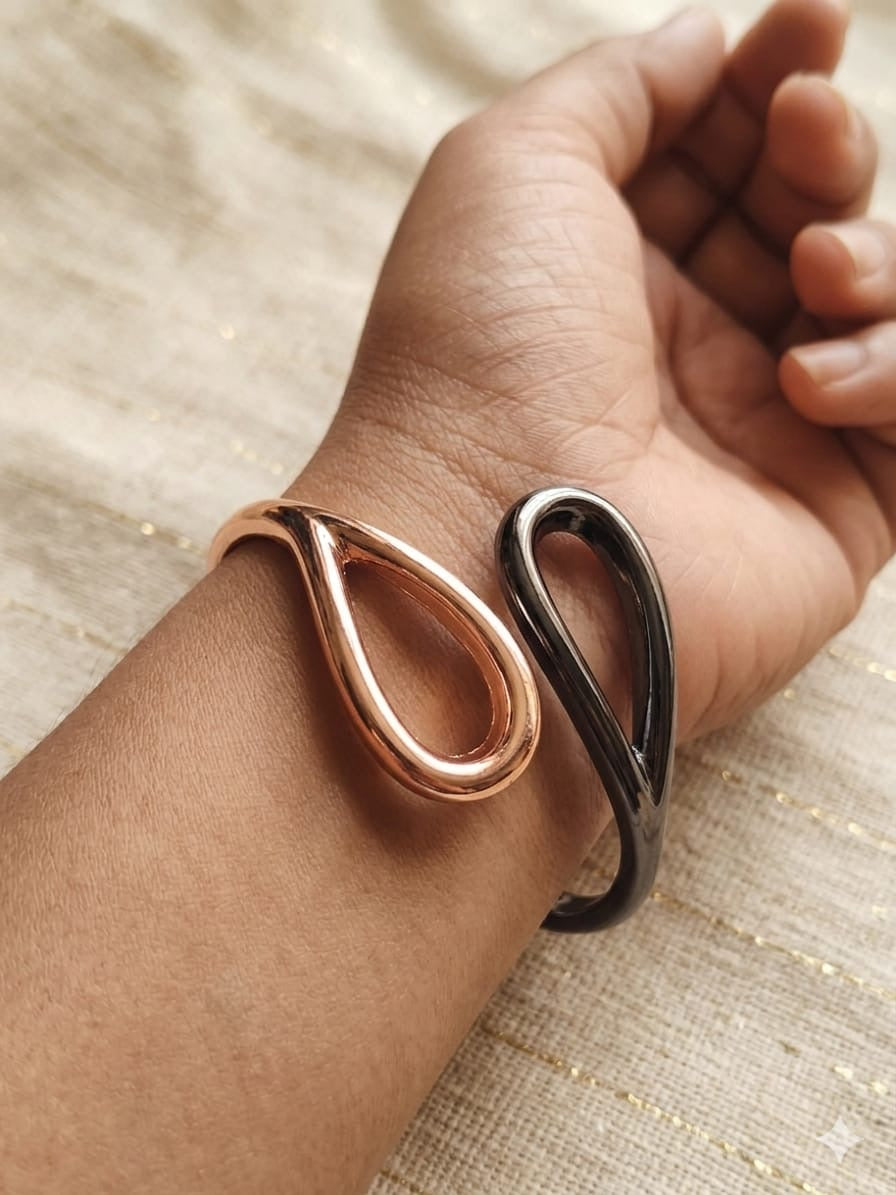 Bicolor Open-Loop Bypass Bangle